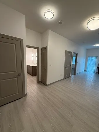 $2,400 | 626 Main Street, Unit 201, Dennis Port, MA 02639