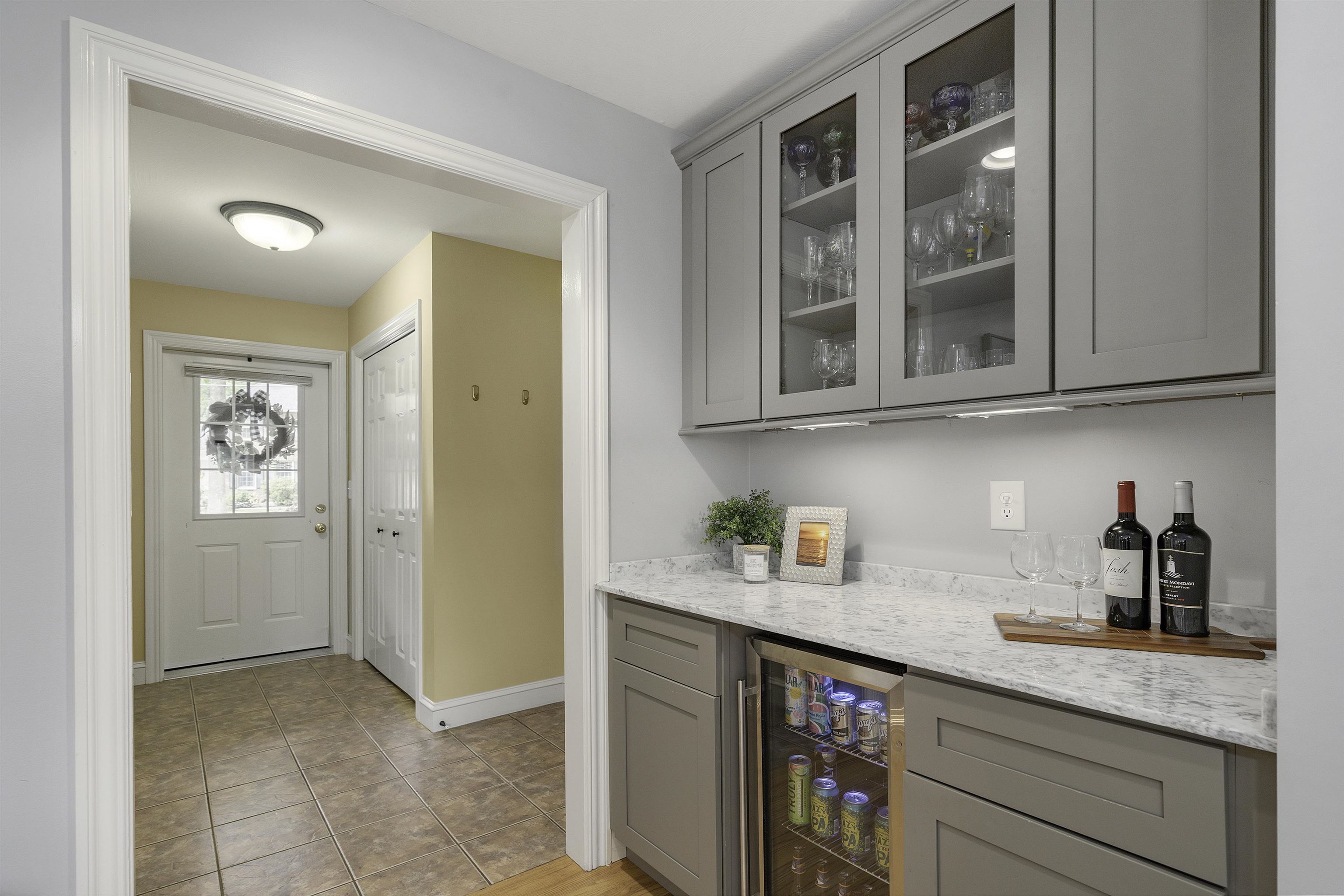 40 Highcrest Road Manchester, NH 03104 - Photo 19 of 40 Gallery Image 19