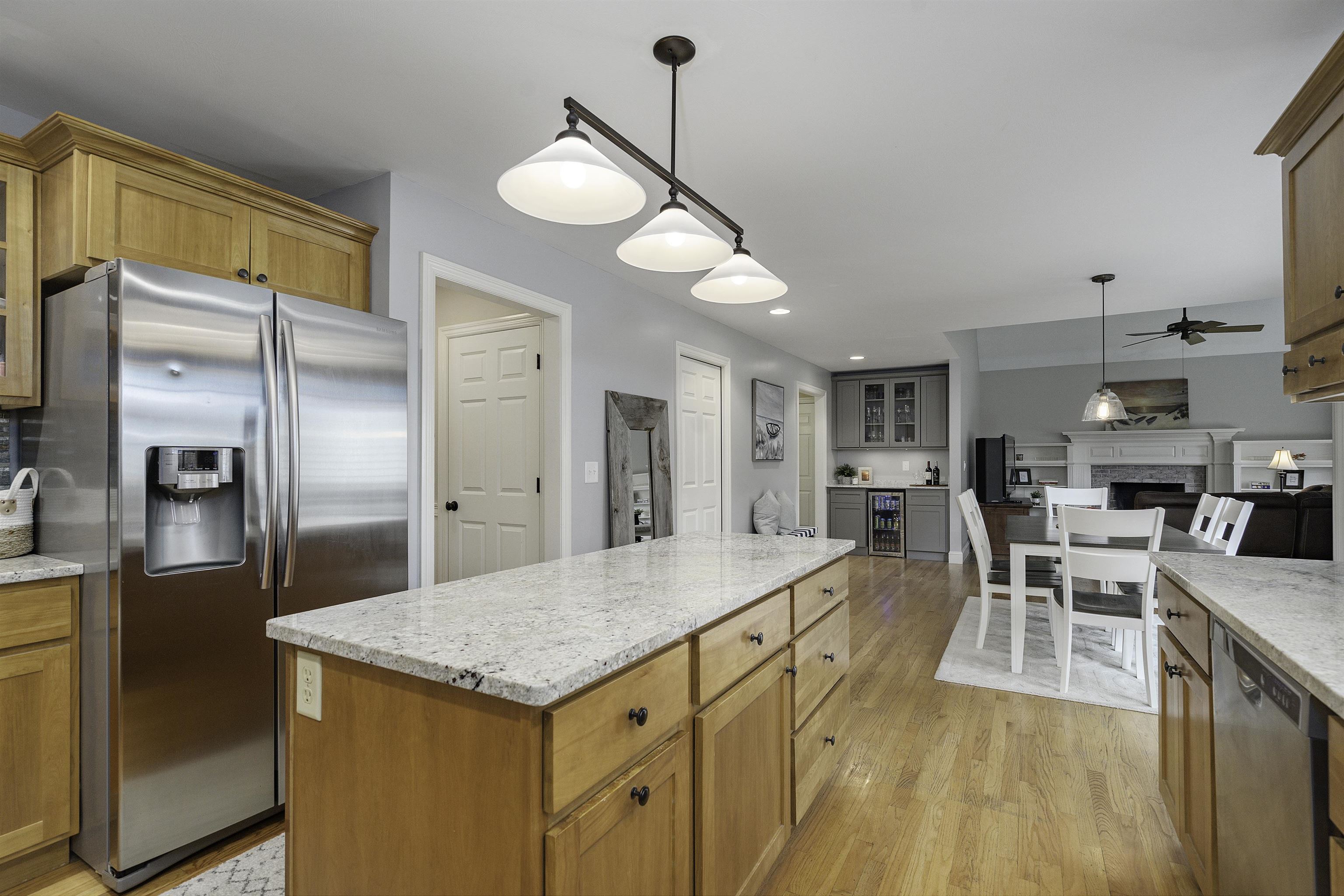40 Highcrest Road Manchester, NH 03104 - Photo 6 of 40 Gallery Image 6