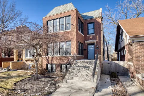 $1,565,000 | 2712 West Sunnyside Avenue, Chicago, IL 60625