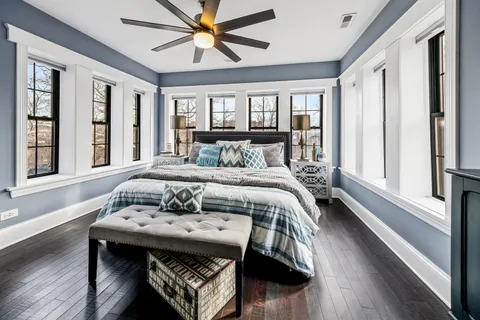 $1,565,000 | 2712 West Sunnyside Avenue, Chicago, IL 60625