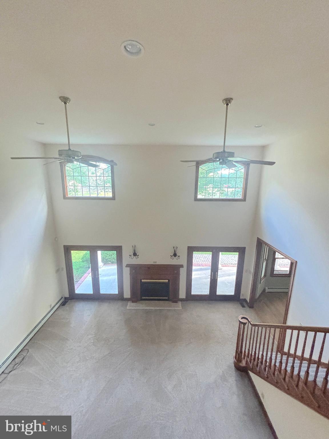 3138-3142 Moss Mill Road Hammonton, NJ 08037 - Photo 27 of 73 a view of an empty room with a window