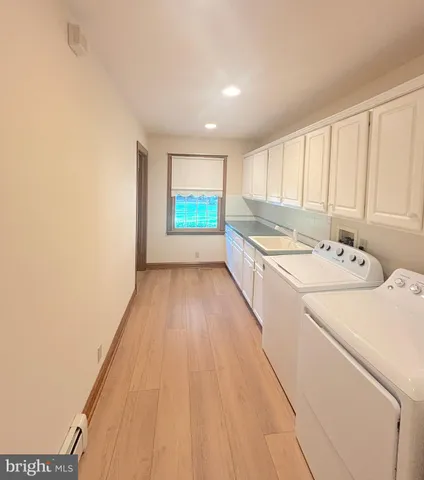 a view of a room with an empty space