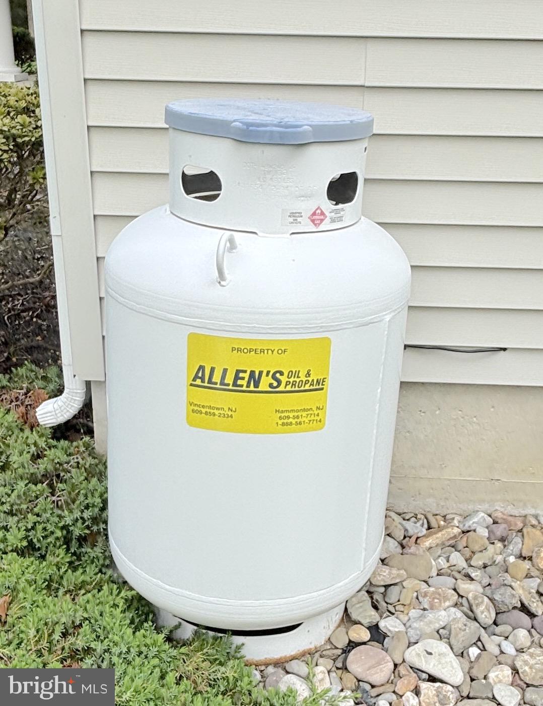 3138-3142 Moss Mill Road Hammonton, NJ 08037 - Photo 62 of 73 a close view of washer and dryer