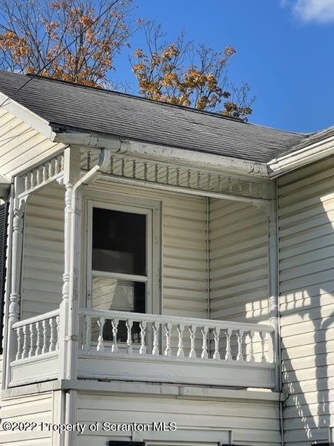 991 Main Street Rome, PA 18837 - Photo 7 of 53 a front view of a house