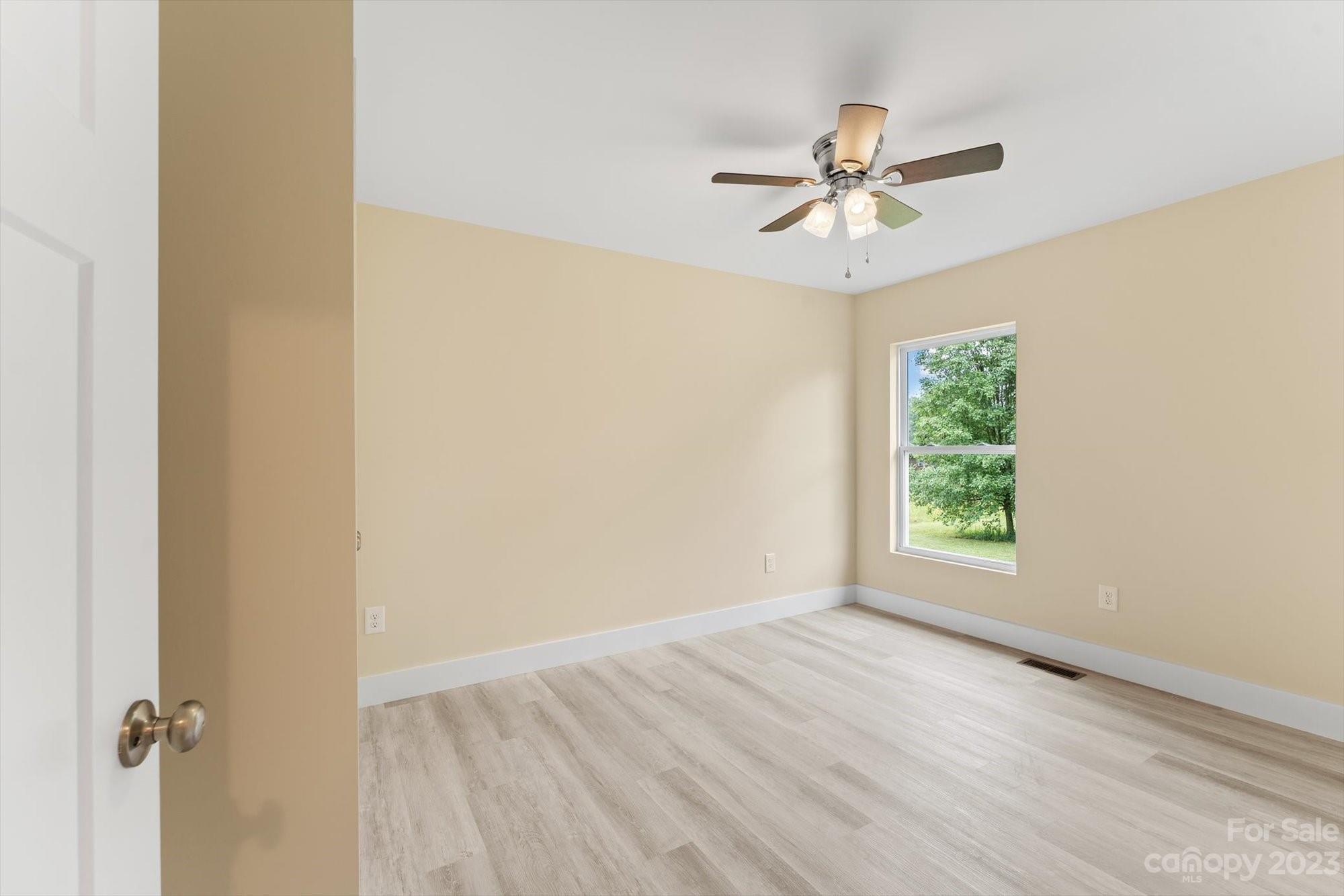 403 Pea Ridge Street Morganton, NC 28655 - Photo 14 of 19 Gallery Image 14