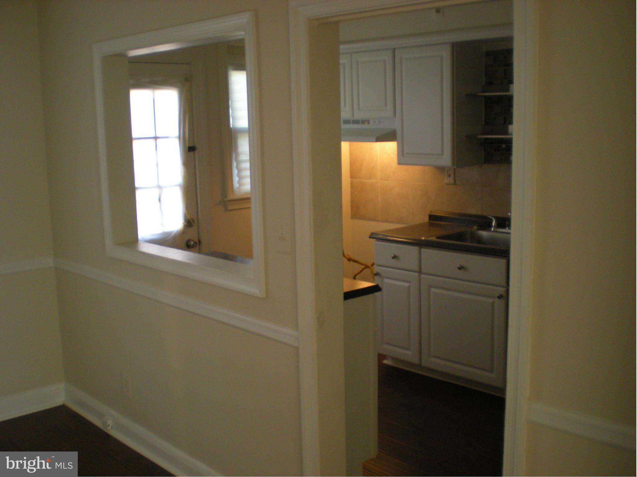 4204 Seidel Avenue Baltimore, MD 21206 - Photo 11 of 22 Kitchen