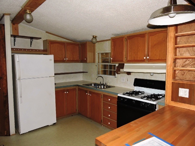 170 Robar Road Williamstown, VT 05654 - Photo 3 of 9