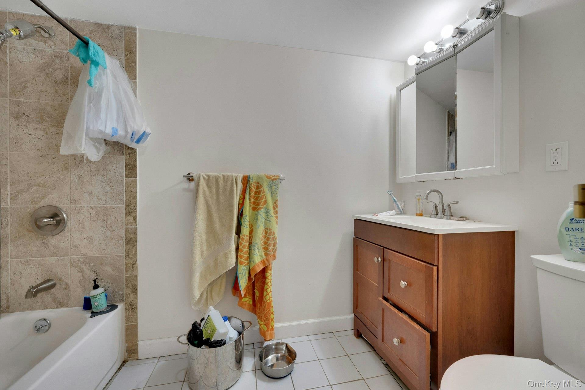 309 Pelham Road New Rochelle, NY 10805 - Photo 39 of 48 Gallery Image 39