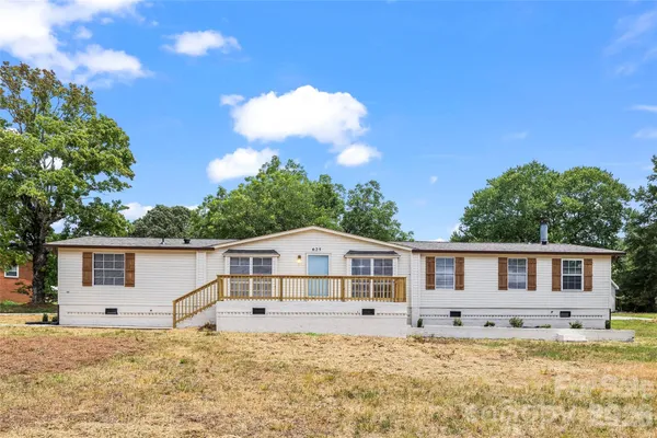 $299,000 | 625 Lakeview Road, Salisbury, NC 28147