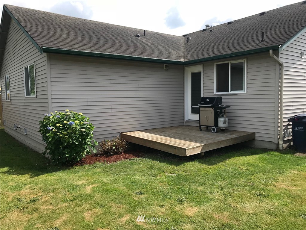 433 Rohrer Loop Sedro-Woolley, WA 98284 - Photo 14 of 14