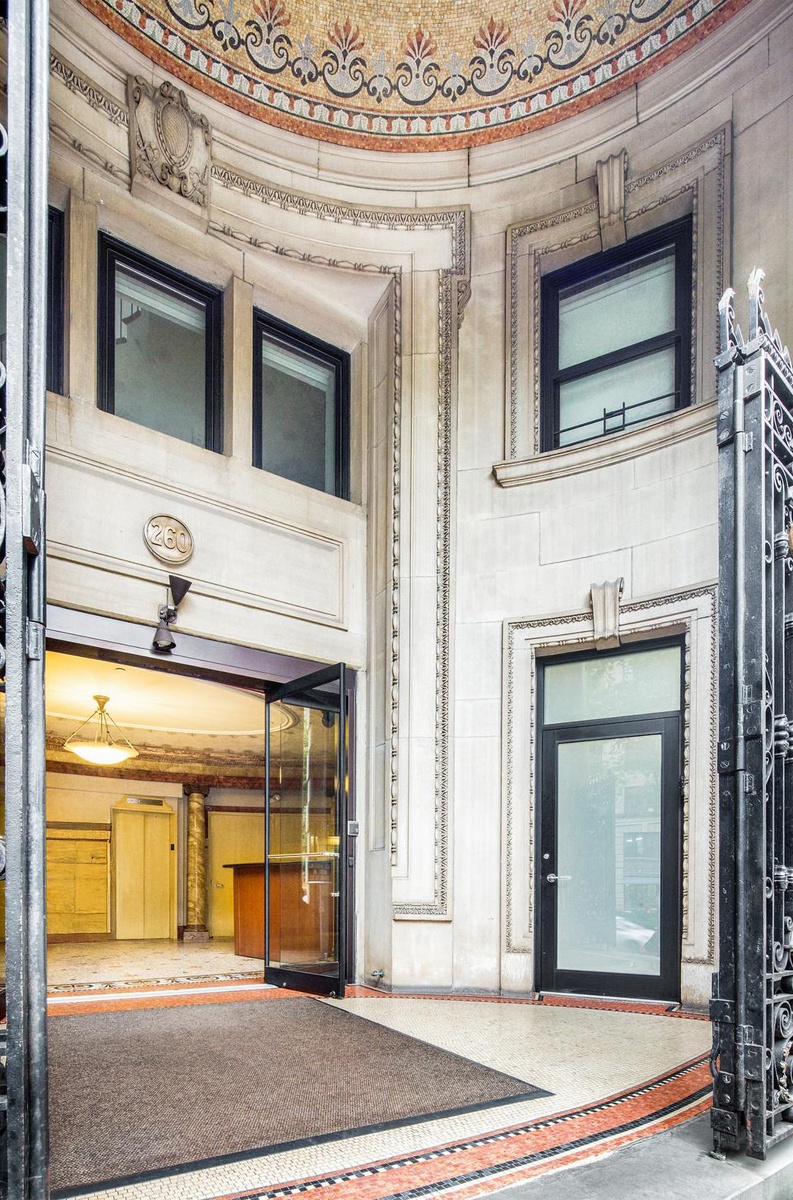 260 West Broadway, Unit 4C Manhattan, NY 10013 - Photo 25 of 28 a view of a entryway door of the building