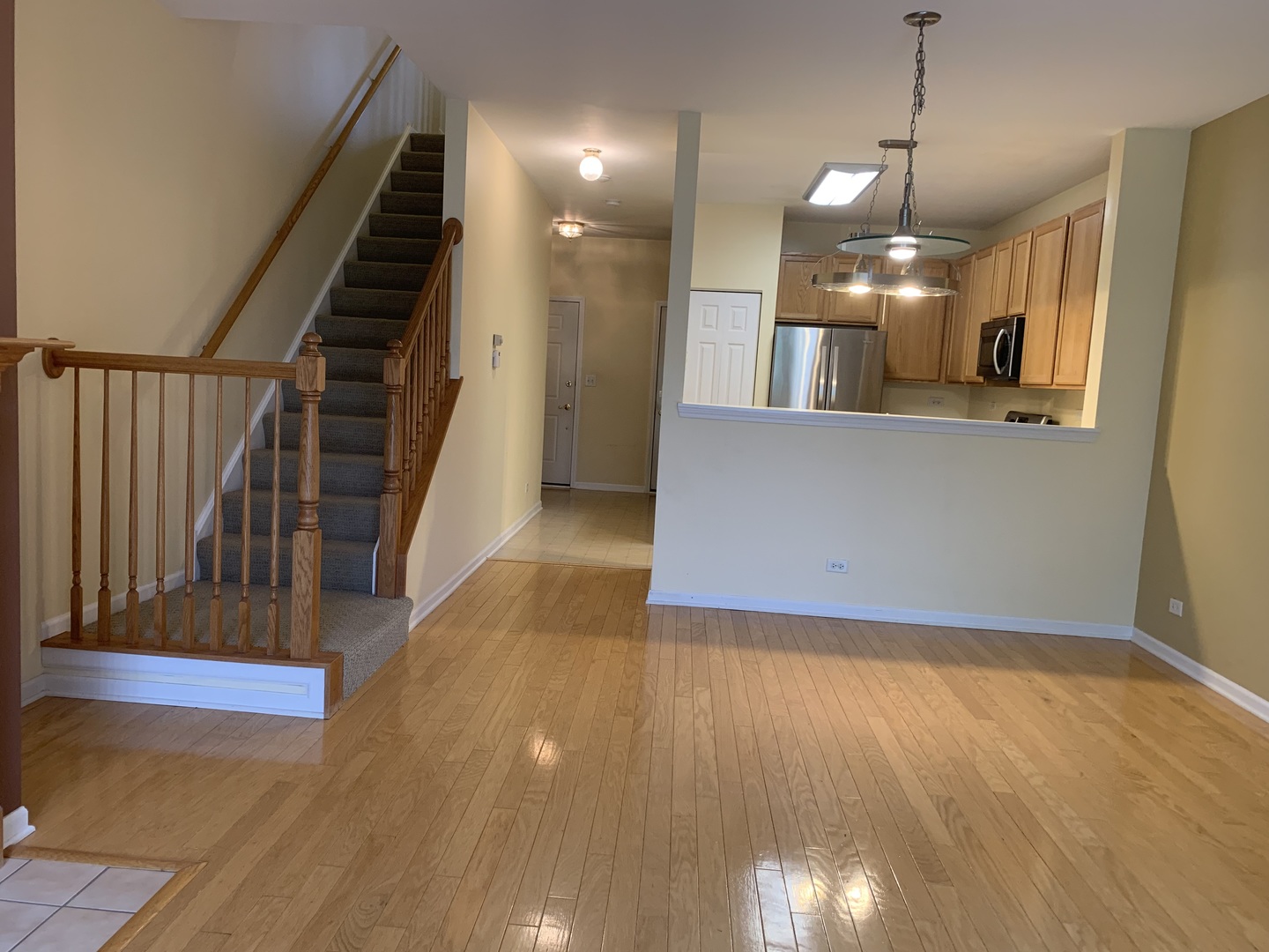 907 Genesee Drive Naperville, IL 60563 - Photo 5 of 23