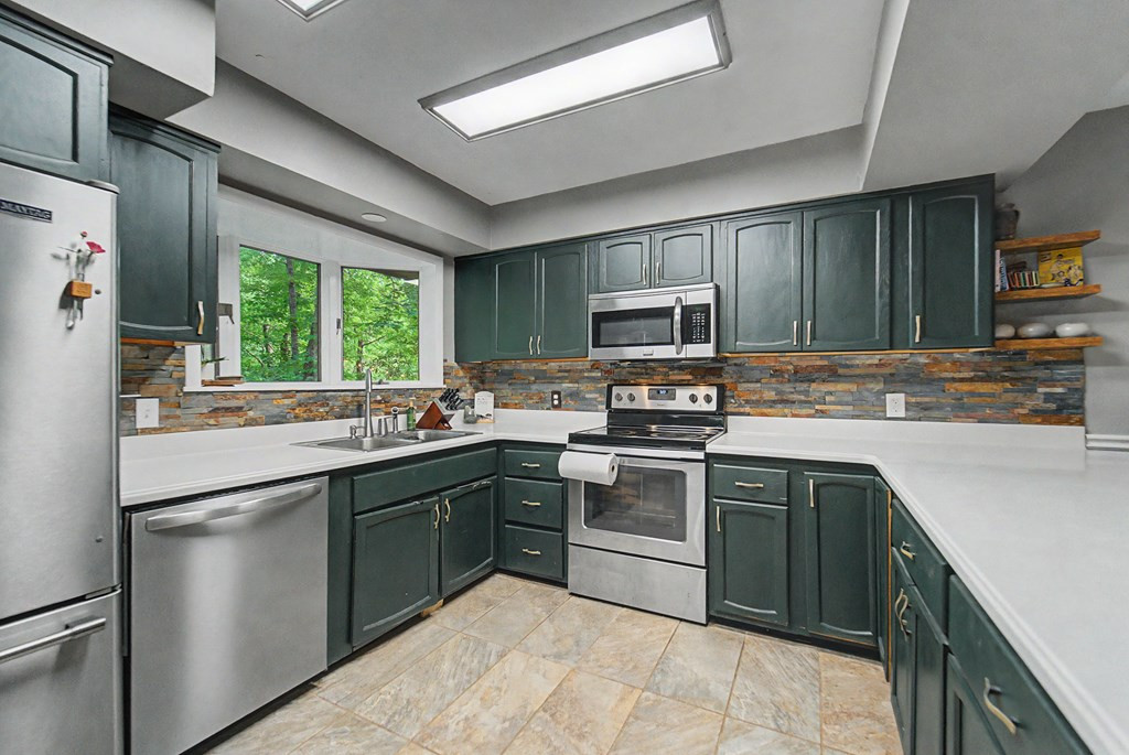 171 High Splendor Drive Robbinsville, NC 28771 - Photo 9 of 62