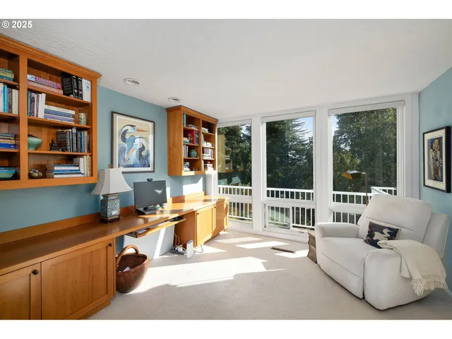 $1,025,000 | 4141 Southwest Washouga Avenue, Portland, OR 97239