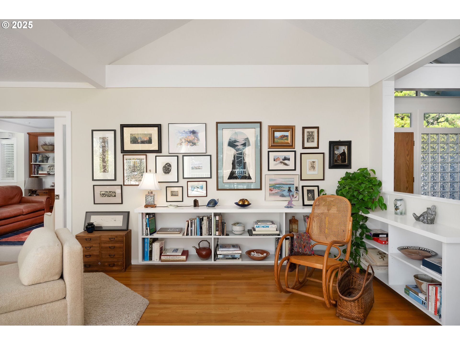 4141 Southwest Washouga Avenue Portland, OR 97239 - Photo 8 of 46