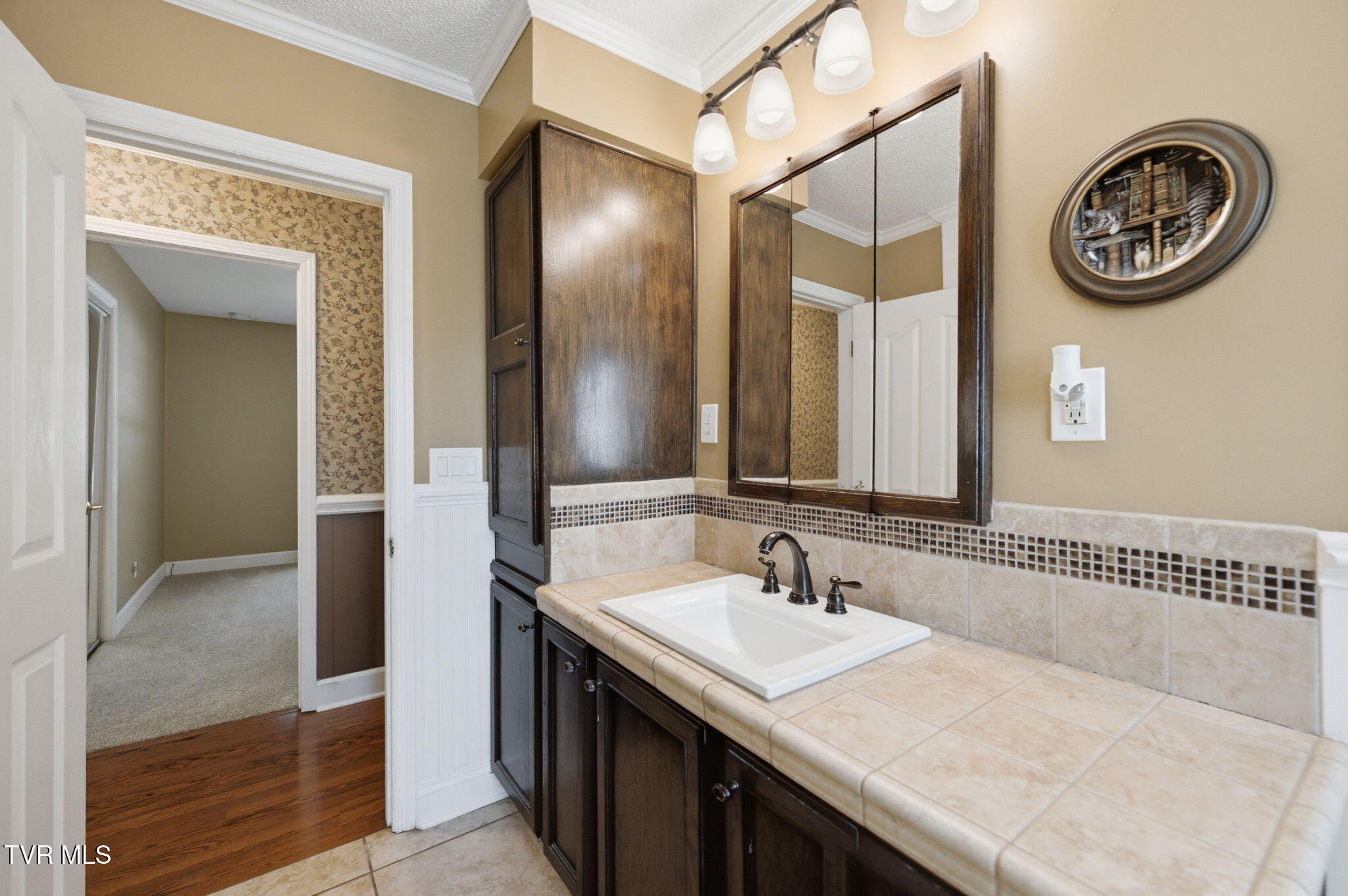 700 Rambling Road Johnson City, TN 37604 - Photo 14 of 36 7-web-or-mls-026_DSC08713