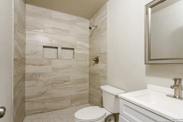 $1,580 | 11335 Saratoga Coach, San Antonio, TX 78254