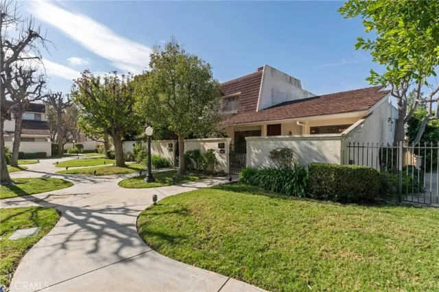 $565,000 | 6227 Randi Avenue, Woodland Hills, CA 91367