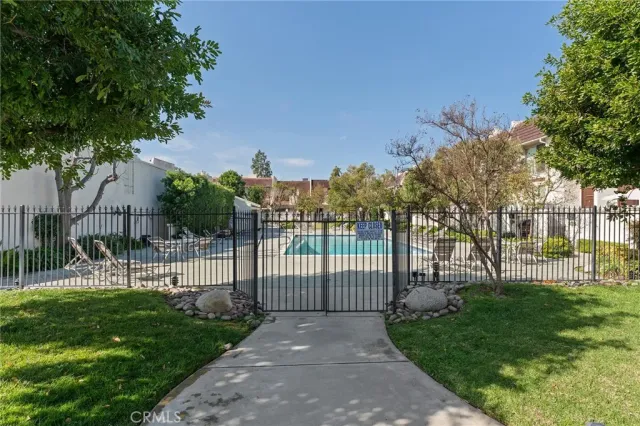 $565,000 | 6227 Randi Avenue, Woodland Hills, CA 91367
