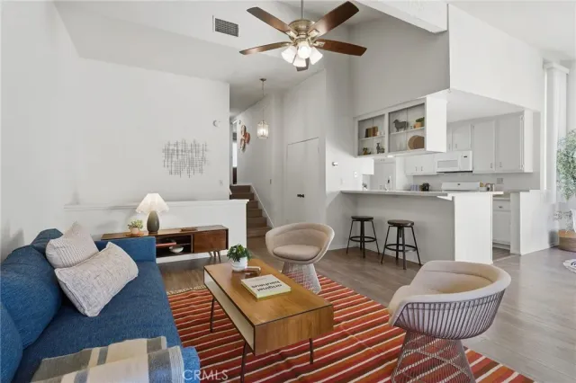 $565,000 | 6227 Randi Avenue, Woodland Hills, CA 91367