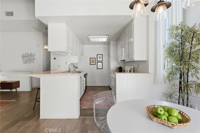 $565,000 | 6227 Randi Avenue, Woodland Hills, CA 91367