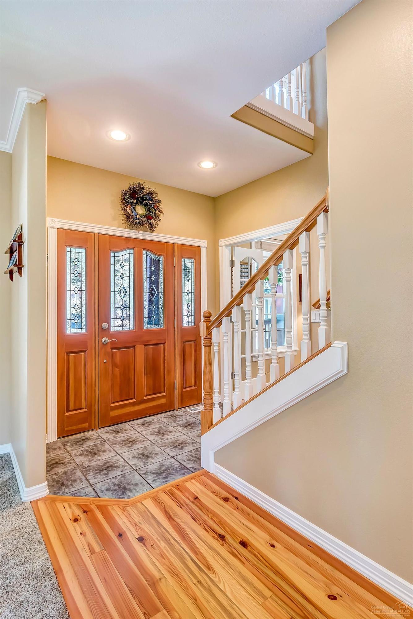 17125 Upland Road Bend, OR 97707 - Photo 9 of 24 Additional Photo
