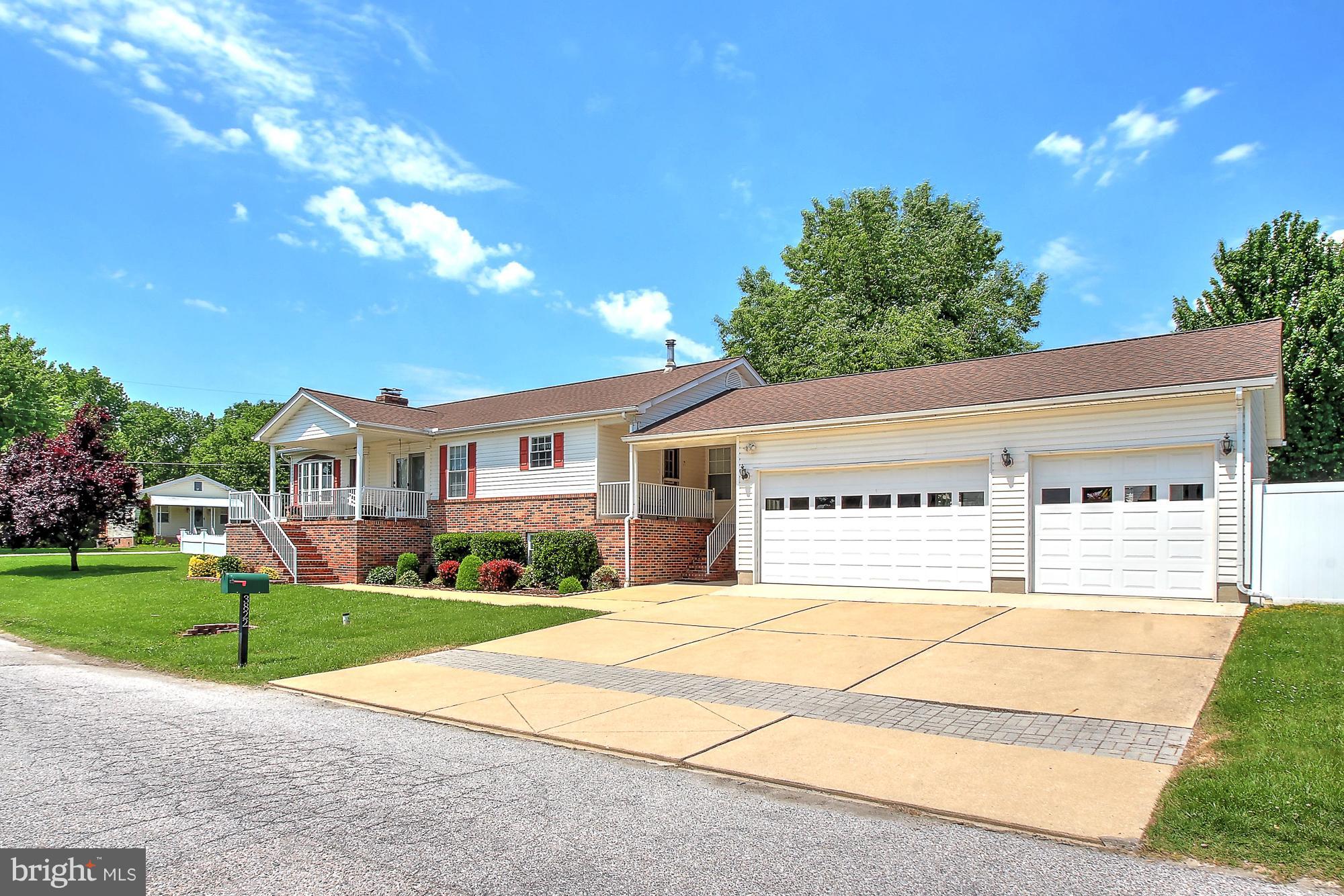 3822 Annadale Road Baltimore, MD 21222 - Photo 2 of 30 Exterior (Front)