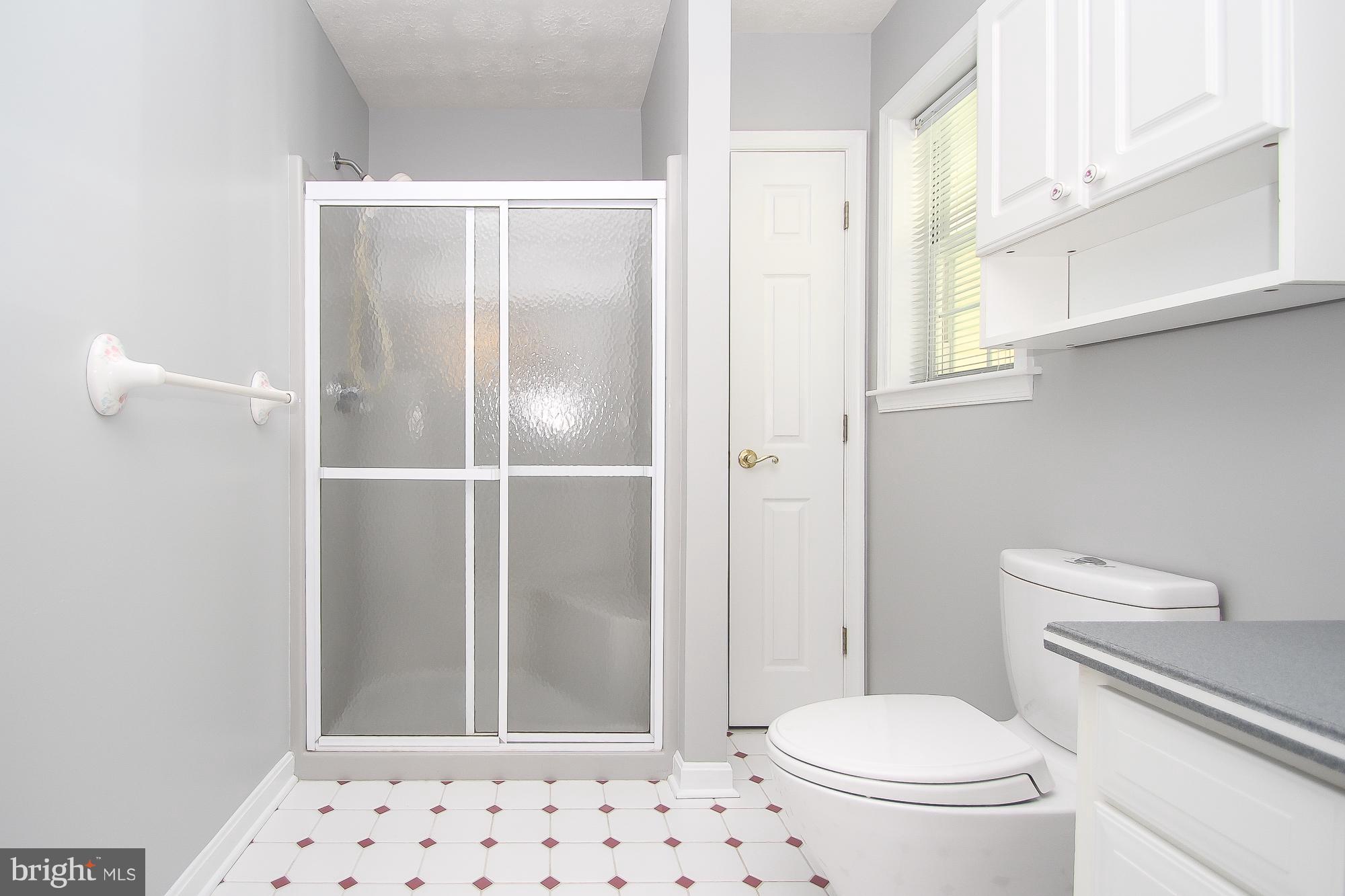 3822 Annadale Road Baltimore, MD 21222 - Photo 12 of 30 Bath (Master)