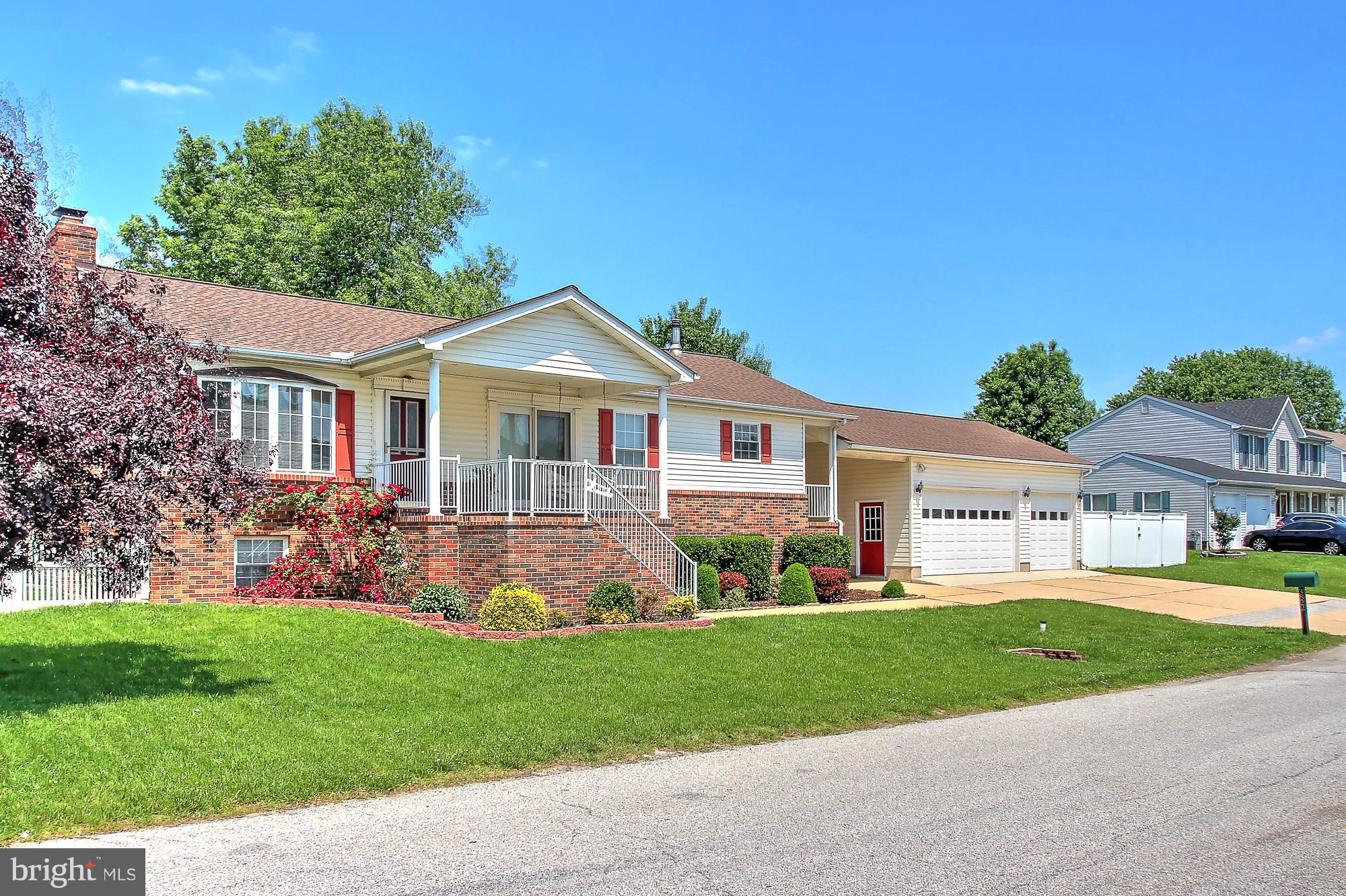 3822 Annadale Road Baltimore, MD 21222 - Photo 3 of 30 Exterior (Front)
