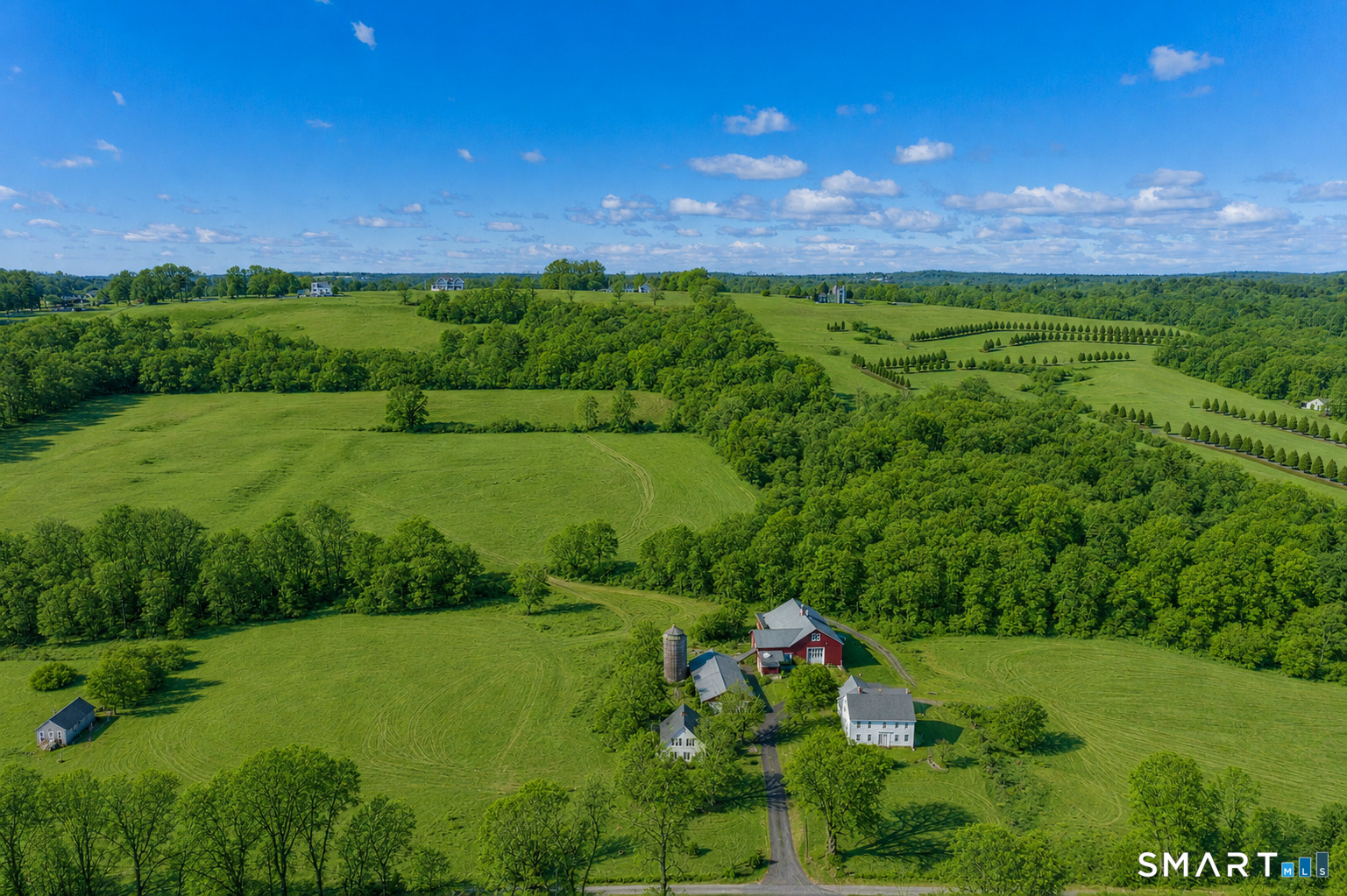 236 Deerfield Road Pomfret, CT 06259 - Photo 1 of 39 Gallery Image 1