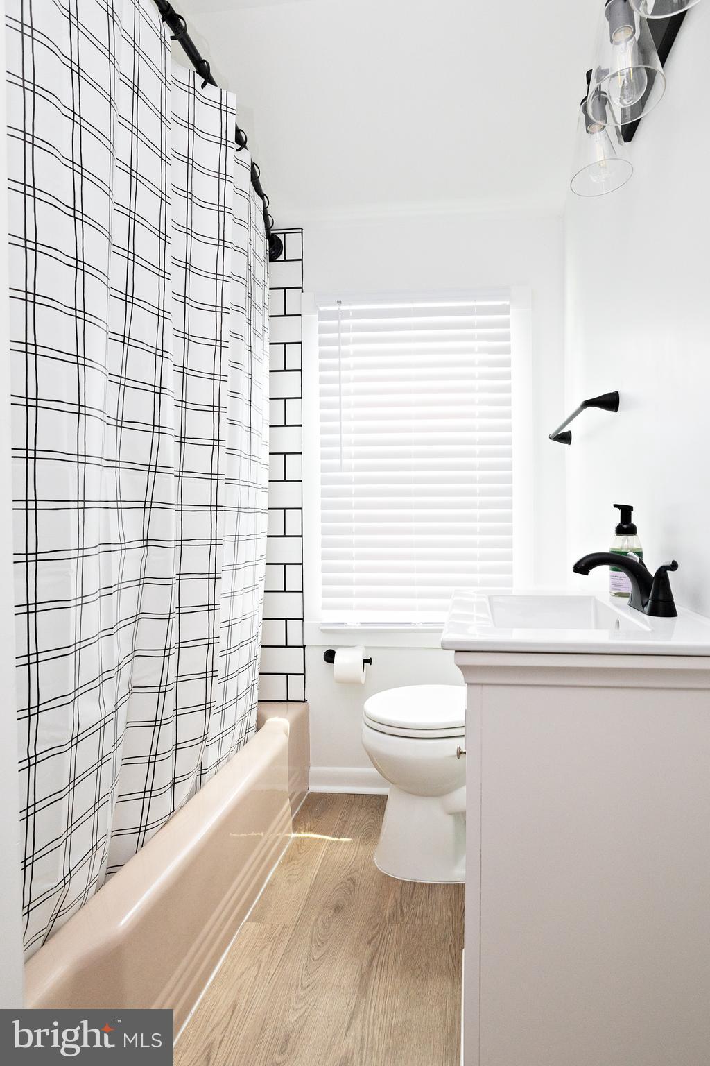 129 5th Avenue, Unit B Mount Ephraim, NJ 08059 - Photo 11 of 21 Bathroom