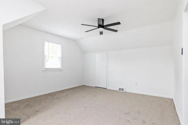 $1,500 | 129 5th Avenue, Unit B, Mount Ephraim, NJ 08059