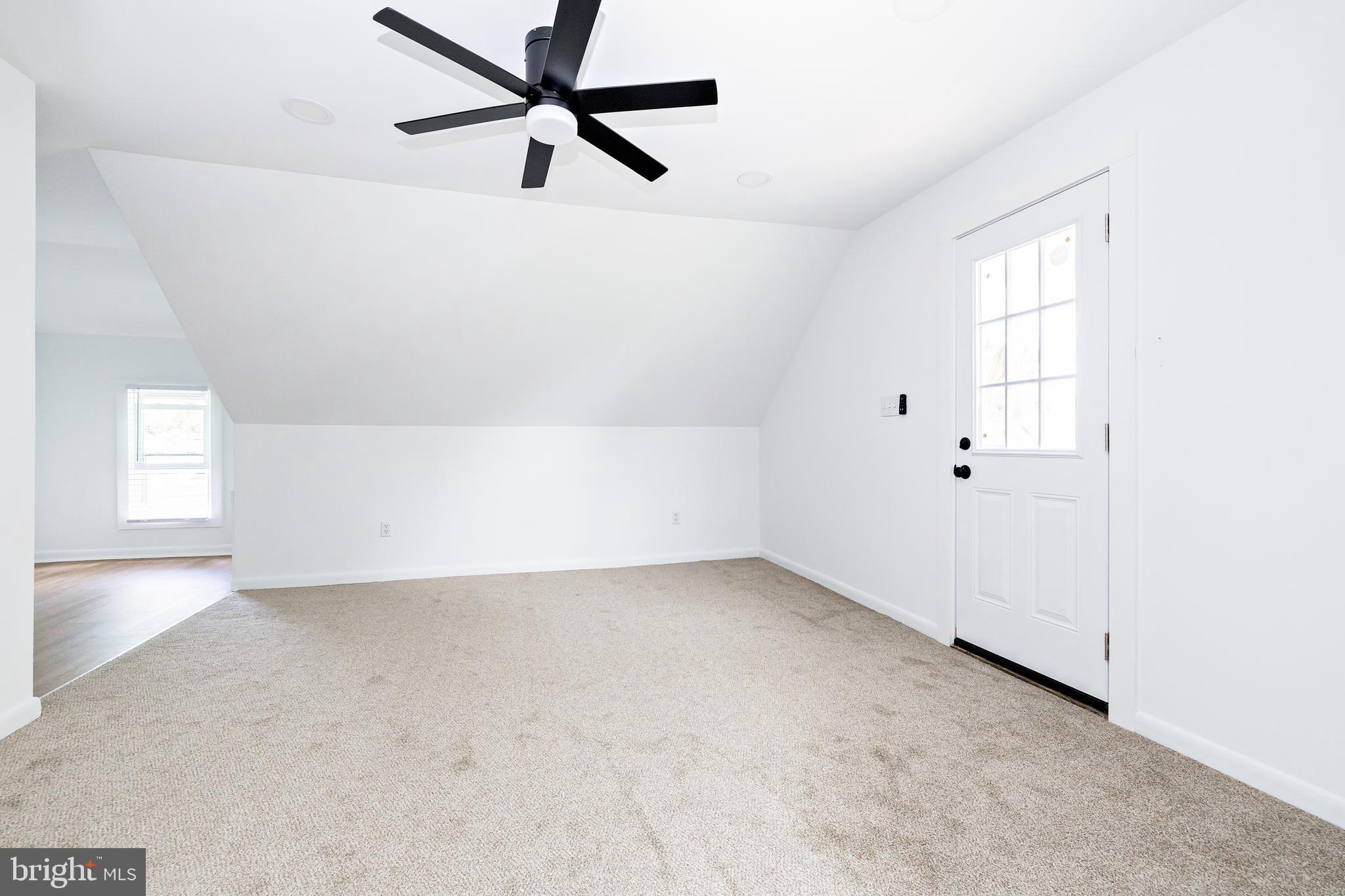 129 5th Avenue, Unit B Mount Ephraim, NJ 08059 - Photo 7 of 21 Living Room