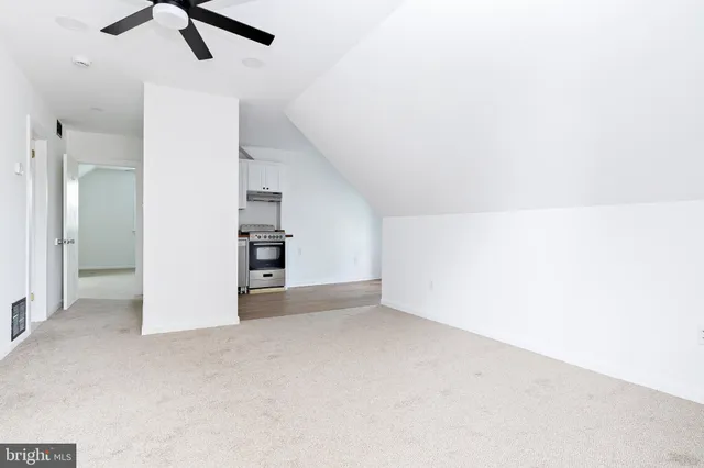 $1,500 | 129 5th Avenue, Unit B, Mount Ephraim, NJ 08059