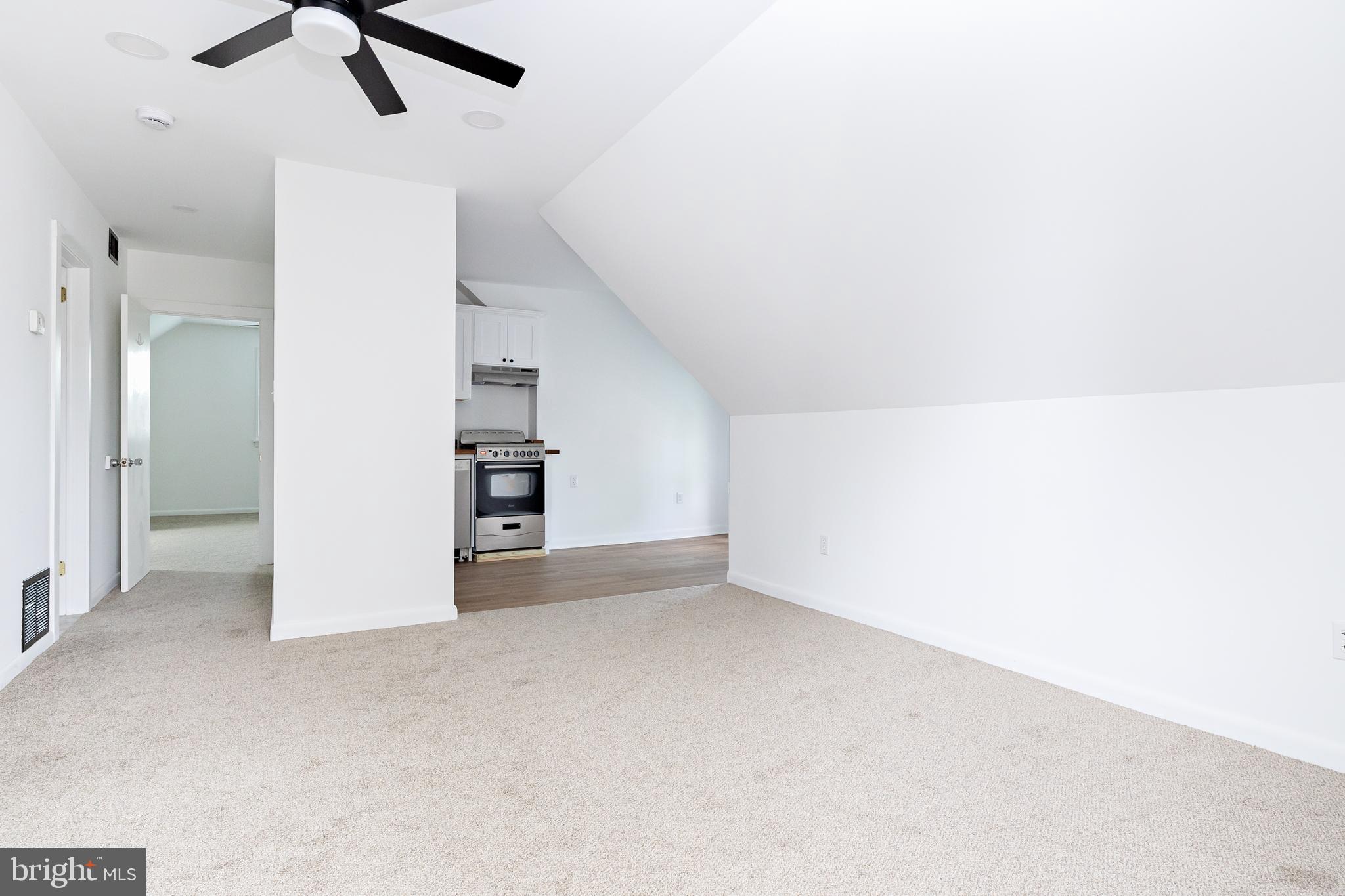 129 5th Avenue, Unit B Mount Ephraim, NJ 08059 - Photo 8 of 21 Living Room