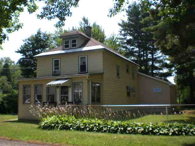 222 Clayton Road Schenectady, NY 12304 - Photo 1 of 12 Photo 1