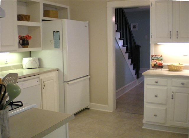222 Clayton Road Schenectady, NY 12304 - Photo 6 of 12 Photo 6