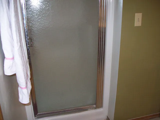 $210,000 | 1066 North Bayshore Drive, Wichita, KS 67212