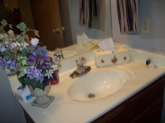 $210,000 | 1066 North Bayshore Drive, Wichita, KS 67212