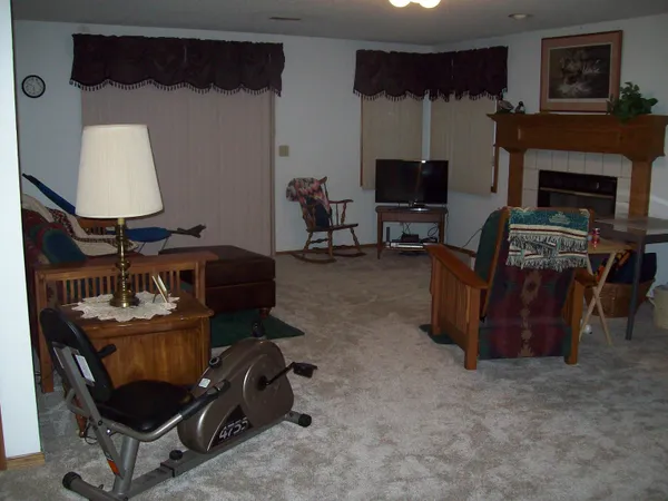 $210,000 | 1066 North Bayshore Drive, Wichita, KS 67212