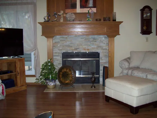 $210,000 | 1066 North Bayshore Drive, Wichita, KS 67212