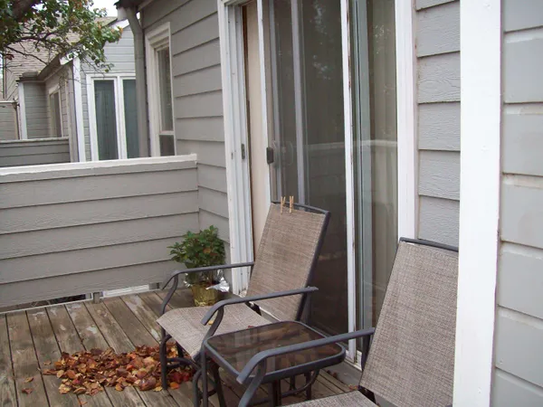 $210,000 | 1066 North Bayshore Drive, Wichita, KS 67212