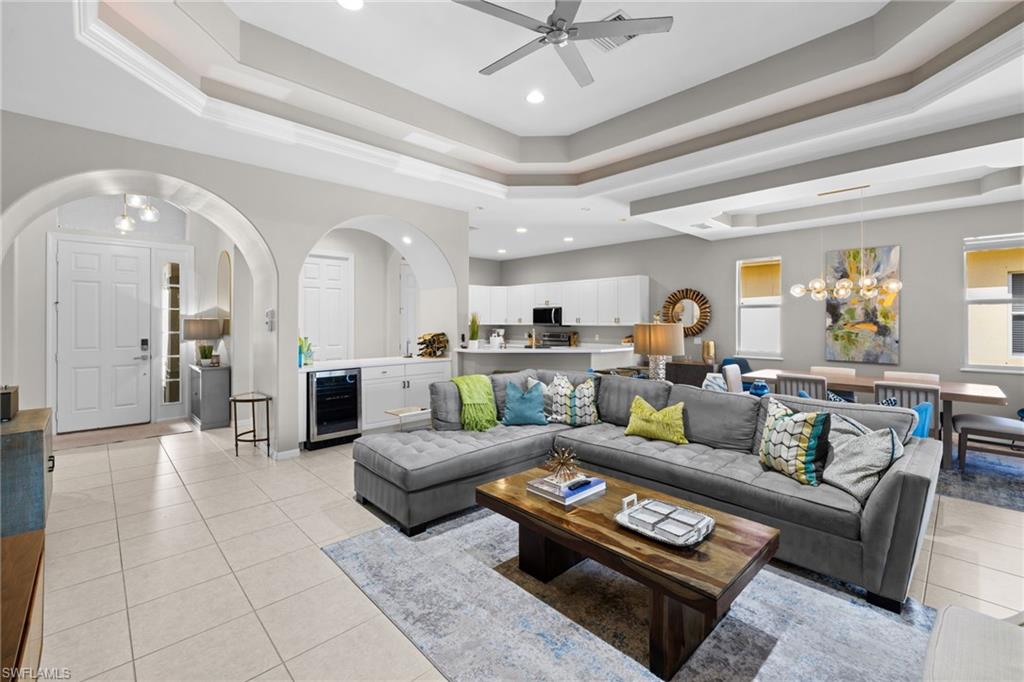 4208 Hampton Lane Naples, FL 34119 - Photo 9 of 48