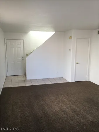 $1,895 | 8144 Hydra Lane, Las Vegas, NV 89128