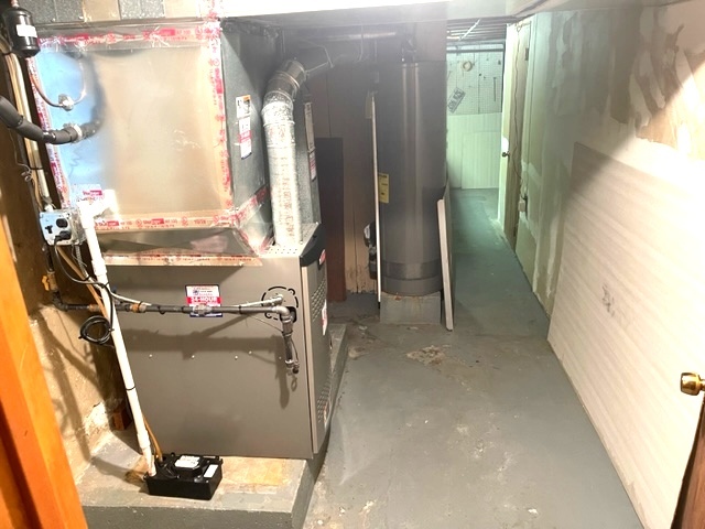 Undisclosed Address Chicago, IL 60639 - Photo 26 of 33 a view of living room