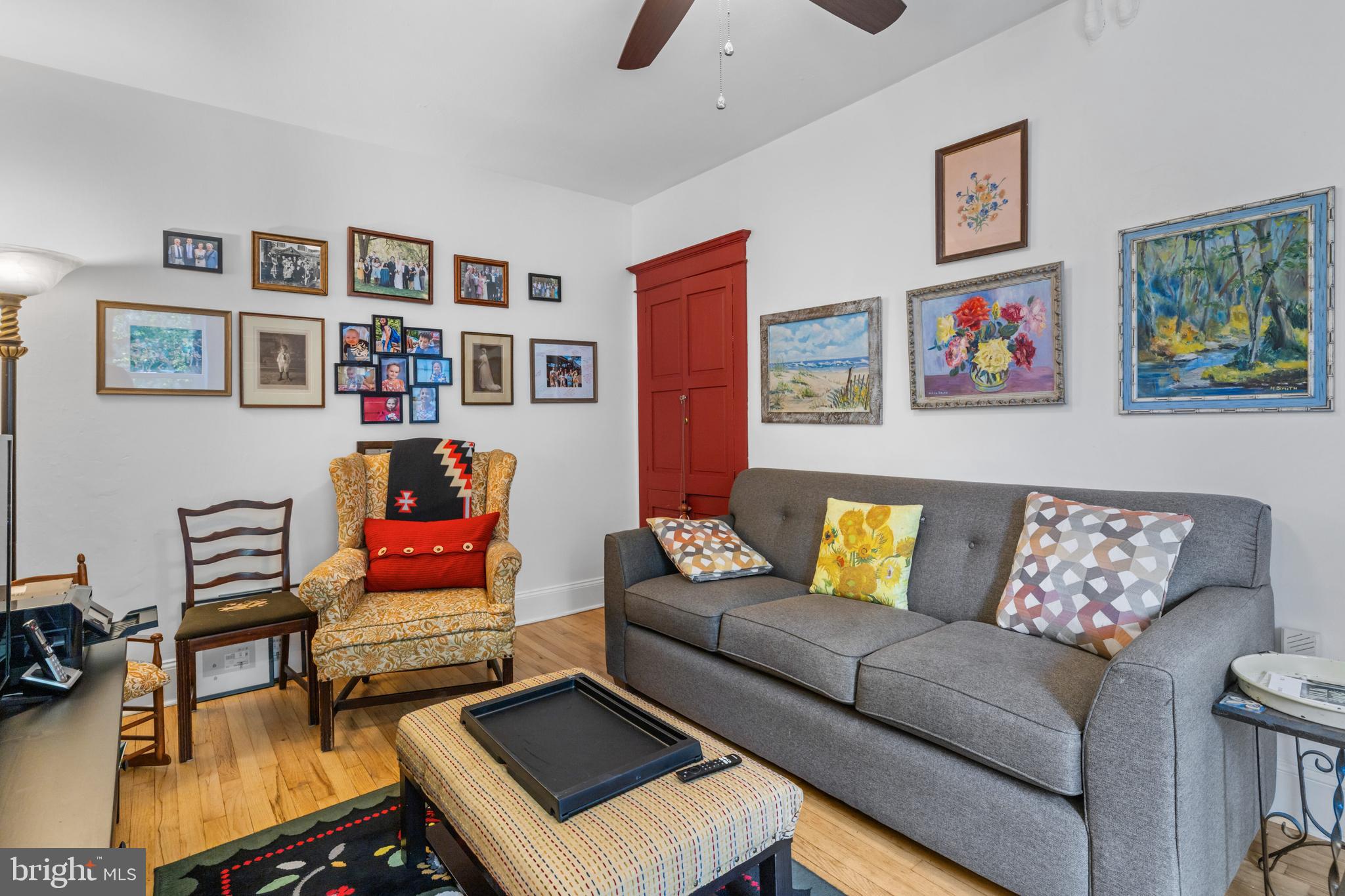 6020 Bridget Street Philadelphia, PA 19144 - Photo 5 of 43 a living room with furniture