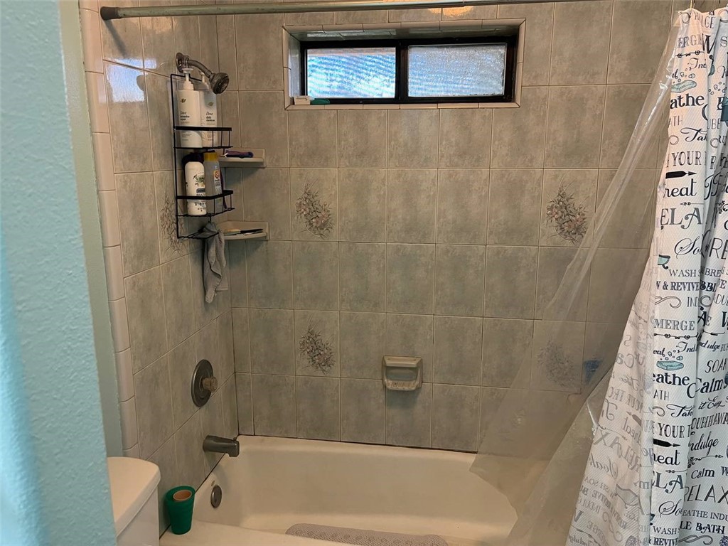 911 Southwest 11th Street Premont, TX 78375 - Photo 19 of 25