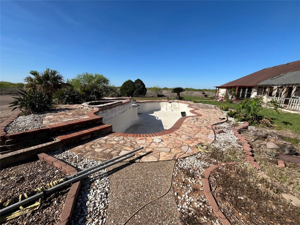 911 Southwest 11th Street Premont, TX 78375 - Photo 22 of 25