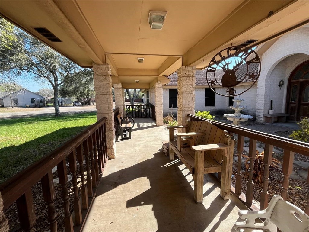 911 Southwest 11th Street Premont, TX 78375 - Photo 4 of 25